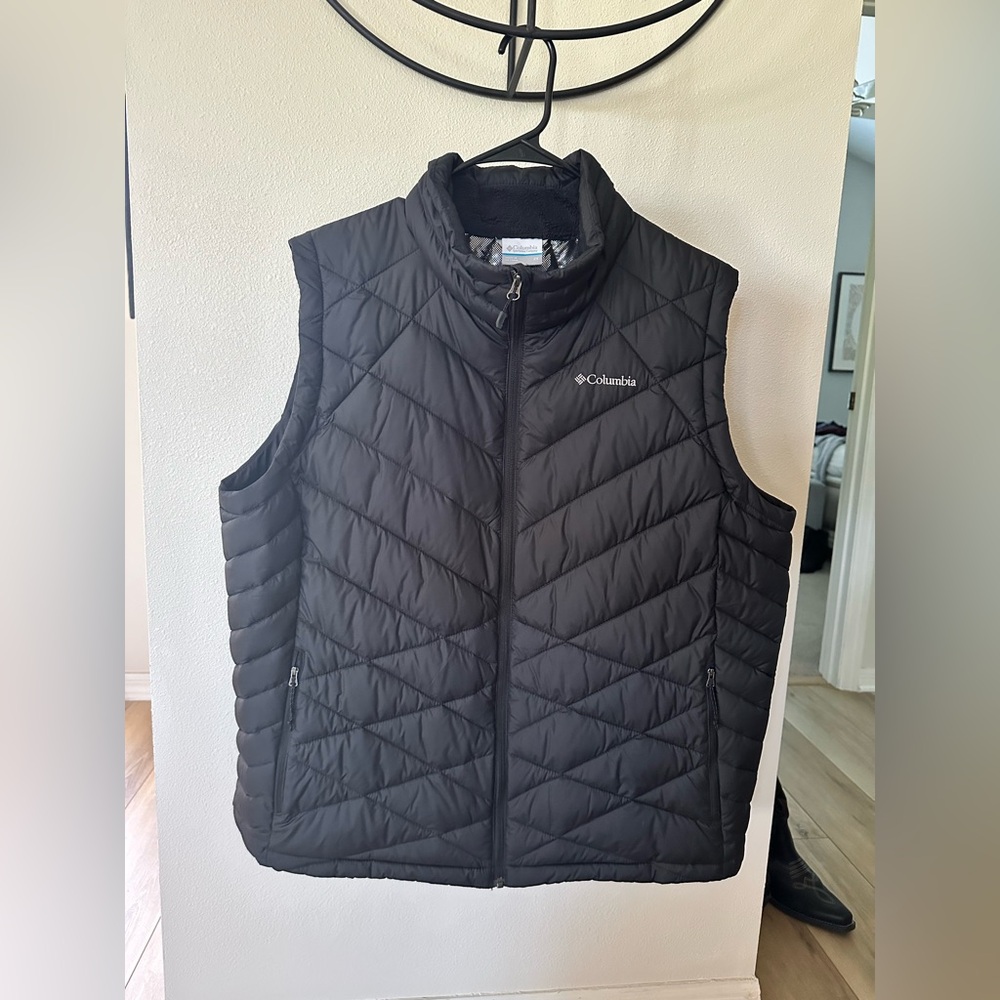 Columbia Women's Heavenly Black Puffer Vest Women Plus Size 2X - Picture 5 of 11